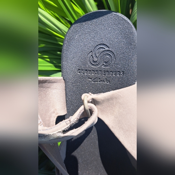 Clarks Women's Caddell Bright Wedge Sandal Sz8 - Picture 4 of 6